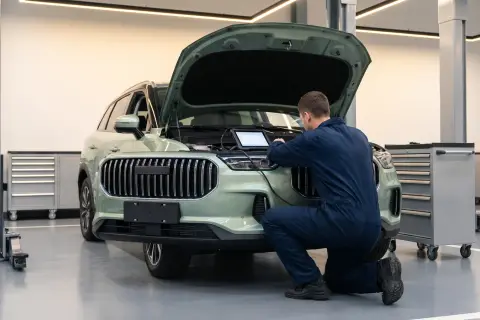 Jeland J7 в автосервисе — иллюстрация