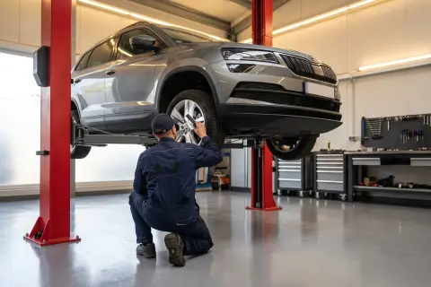 Skoda Karoq в автосервисе — иллюстрация
